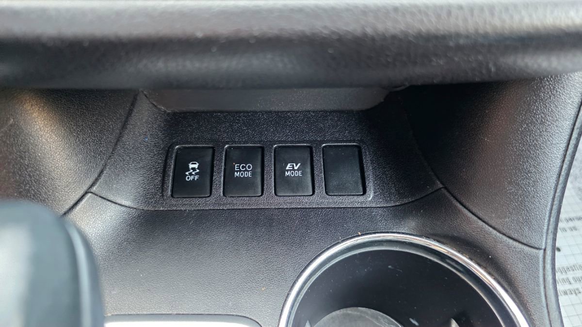 Used 2016 Toyota Highlander Limited Platinum AWD/4WD image 23
