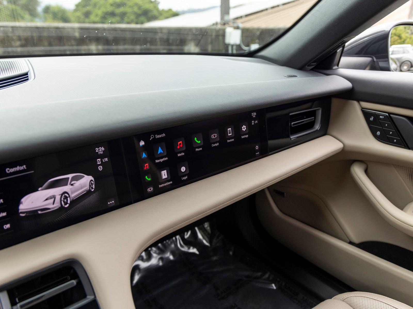 Certified 2023 Porsche Taycan image 38