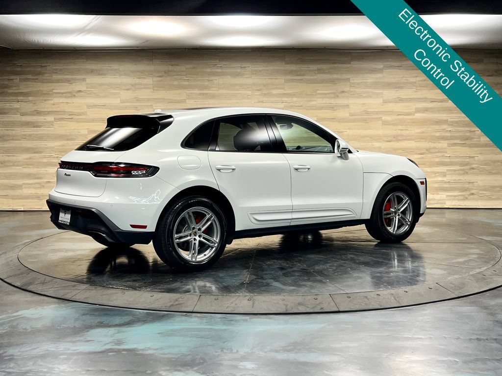 Used 2023 Porsche Macan AWD/4WD image 12