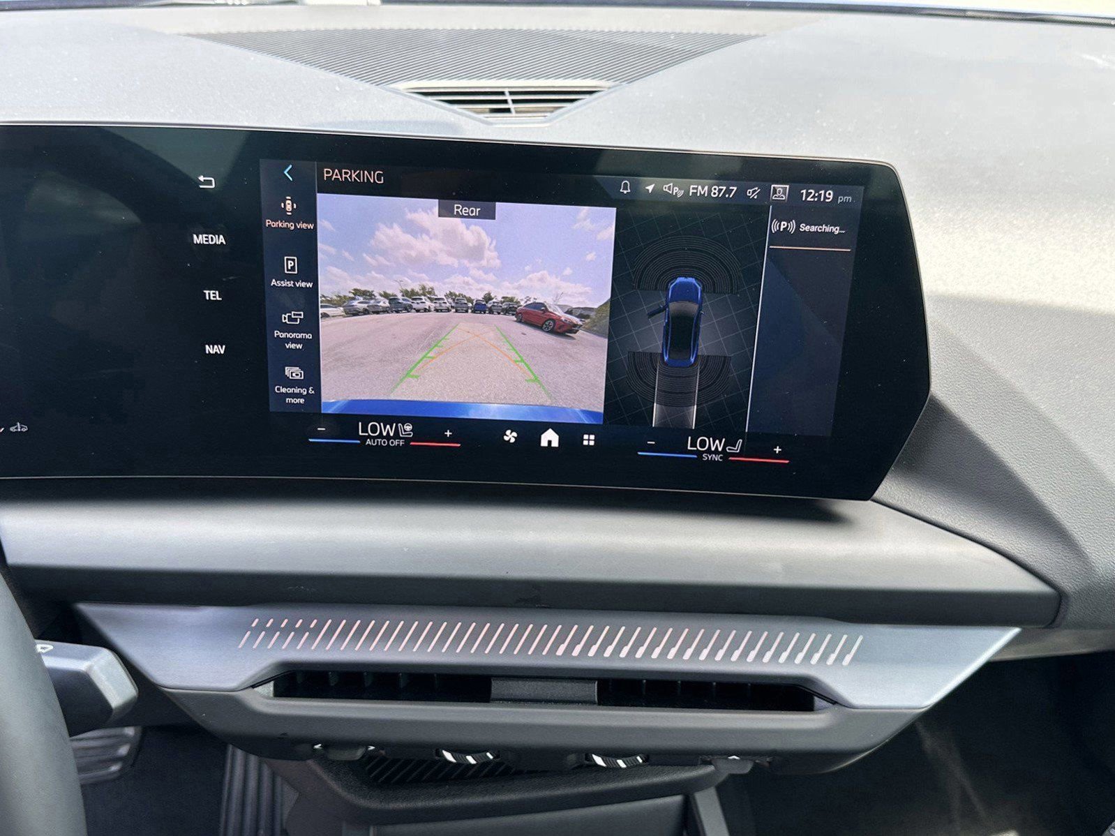 Certified 2025 BMW 228i xDrive AWD/4WD image 25