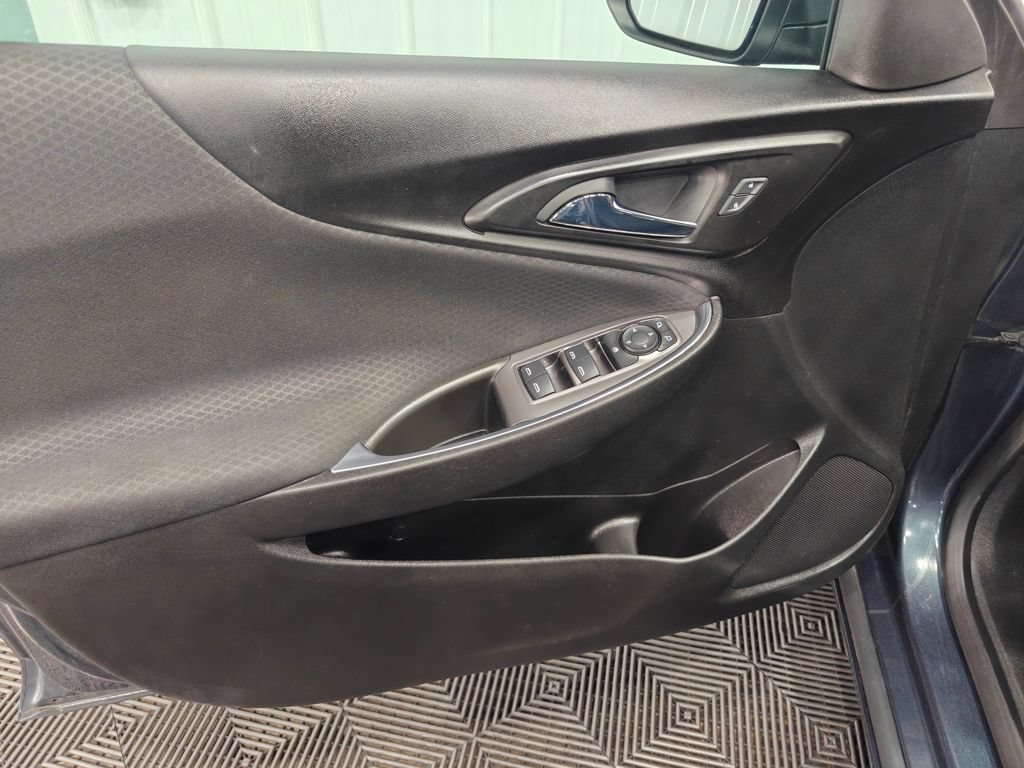 Used 2019 Chevrolet Malibu LT FWD image 32