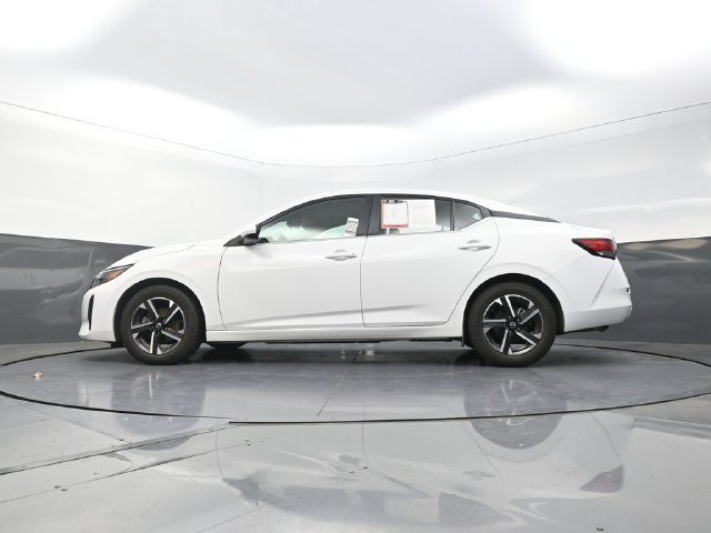 Used 2024 Nissan Sentra SV FWD image 34