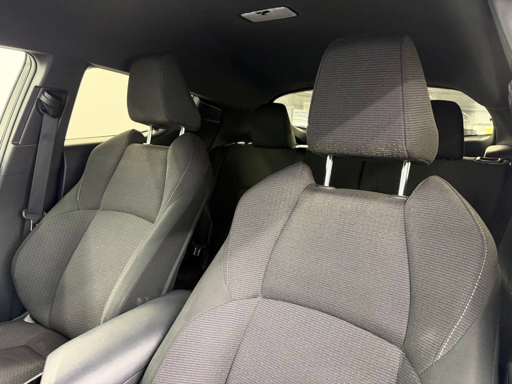 Used 2019 Toyota C-HR XLE FWD image 23