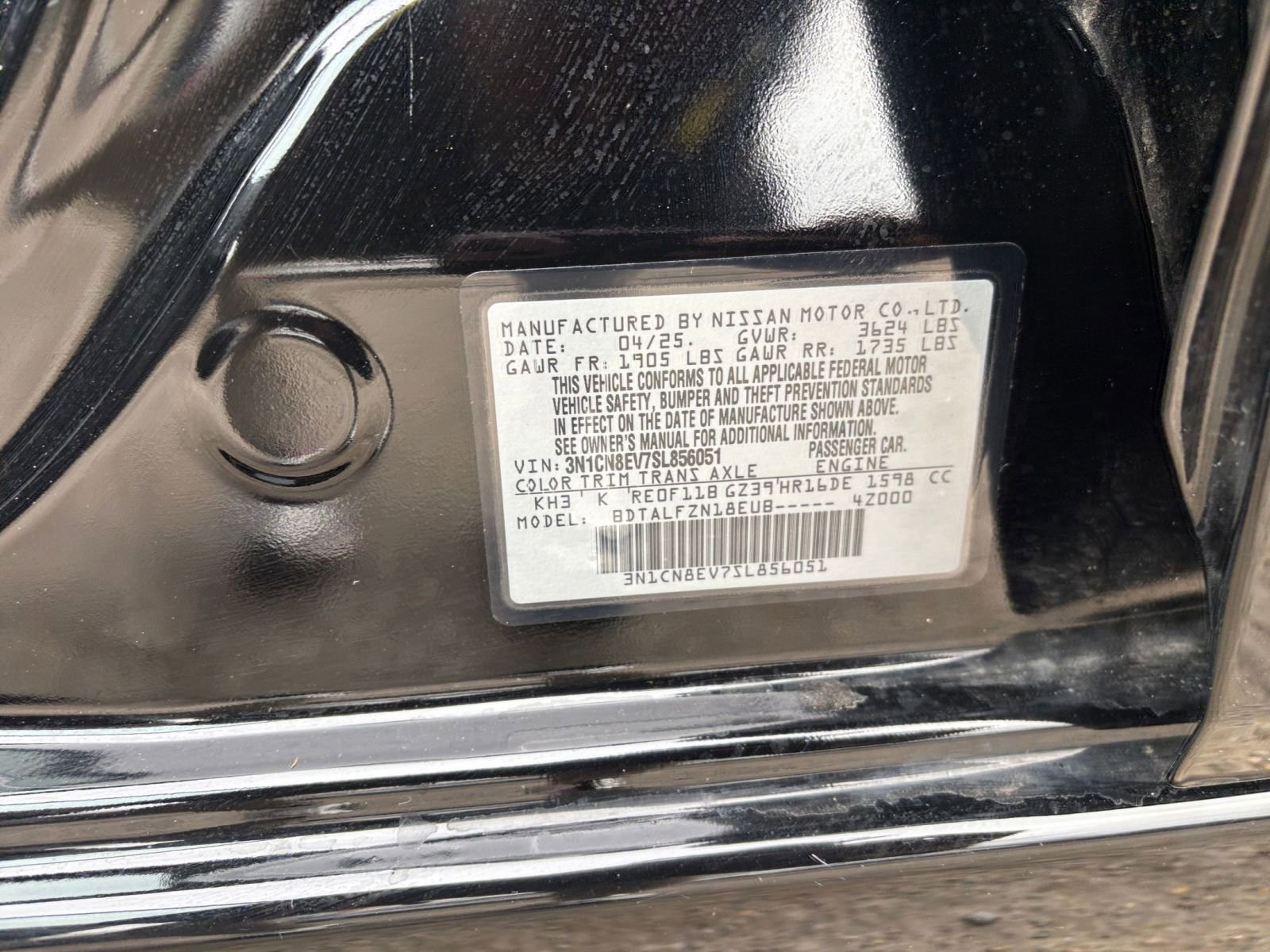 Used 2025 Nissan Versa SV image 29