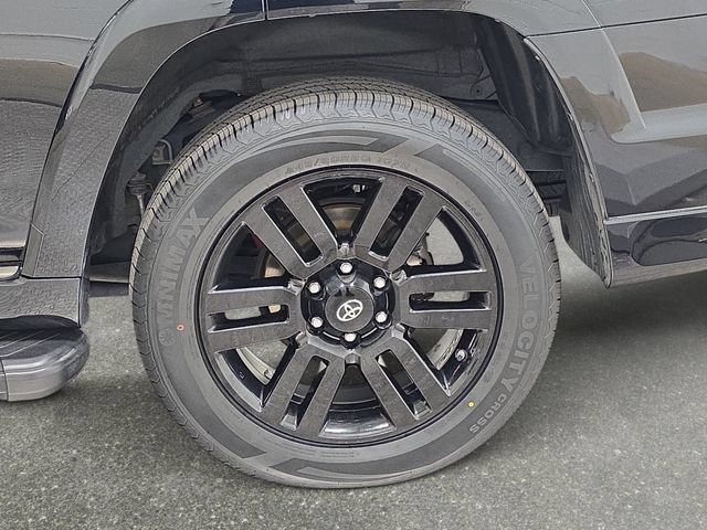 Certified 2020 Toyota 4Runner Nightshade AWD/4WD image 30