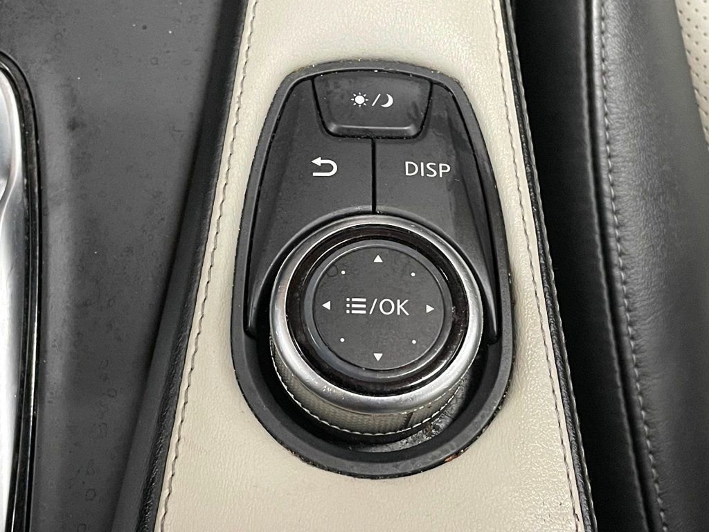 Used 2023 INFINITI QX55 Luxe w/ Cargo Package AWD/4WD image 31