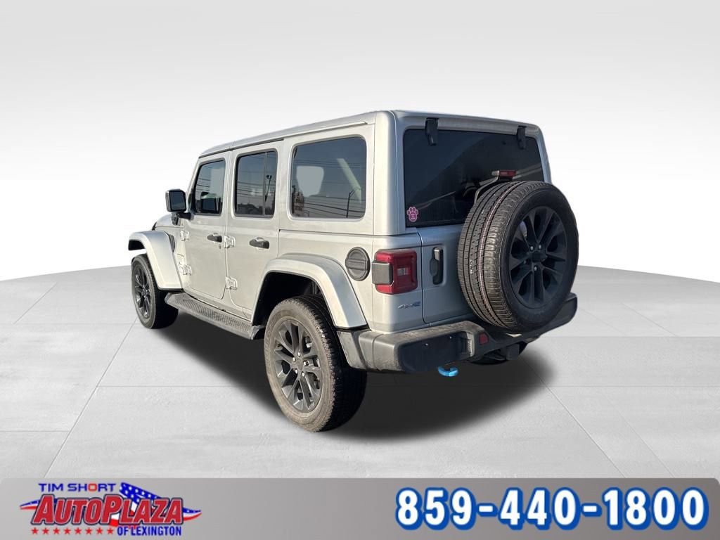 Used 2023 Jeep Wrangler Unlimited Sahara w/ Cold Weather Group image 3