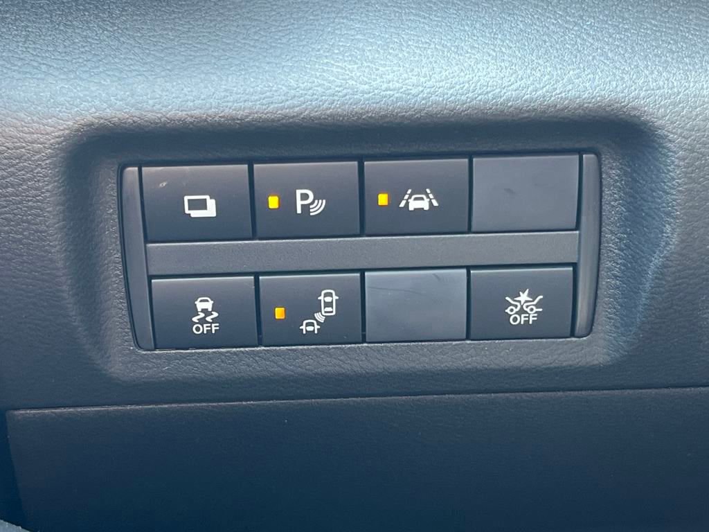 New 2025 Nissan Kicks Play S image 19