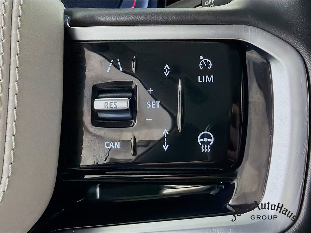 Used 2024 Land Rover Range Rover Sport SE AWD/4WD image 14