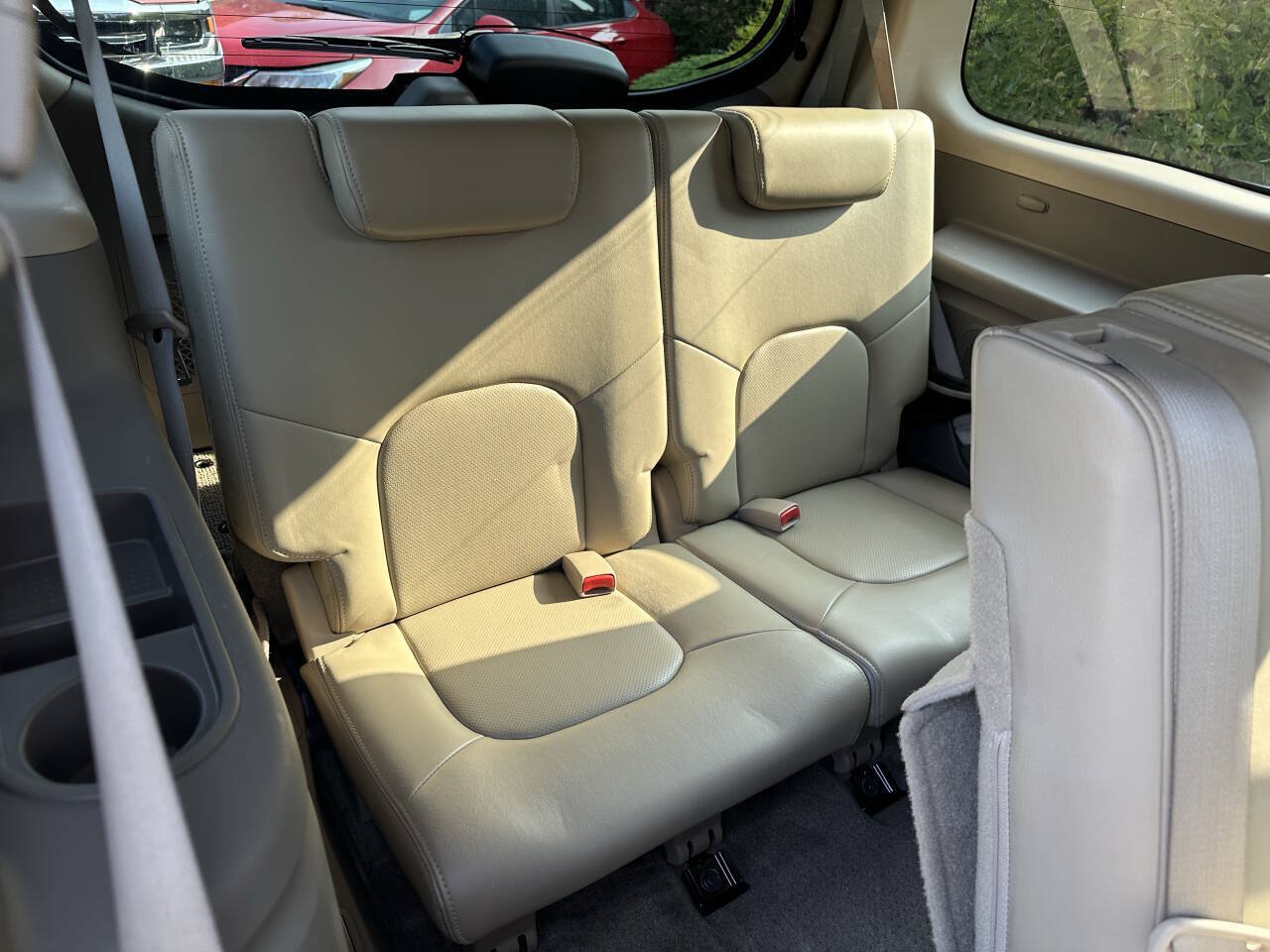 Used 2011 Nissan Pathfinder Silver AWD/4WD image 27
