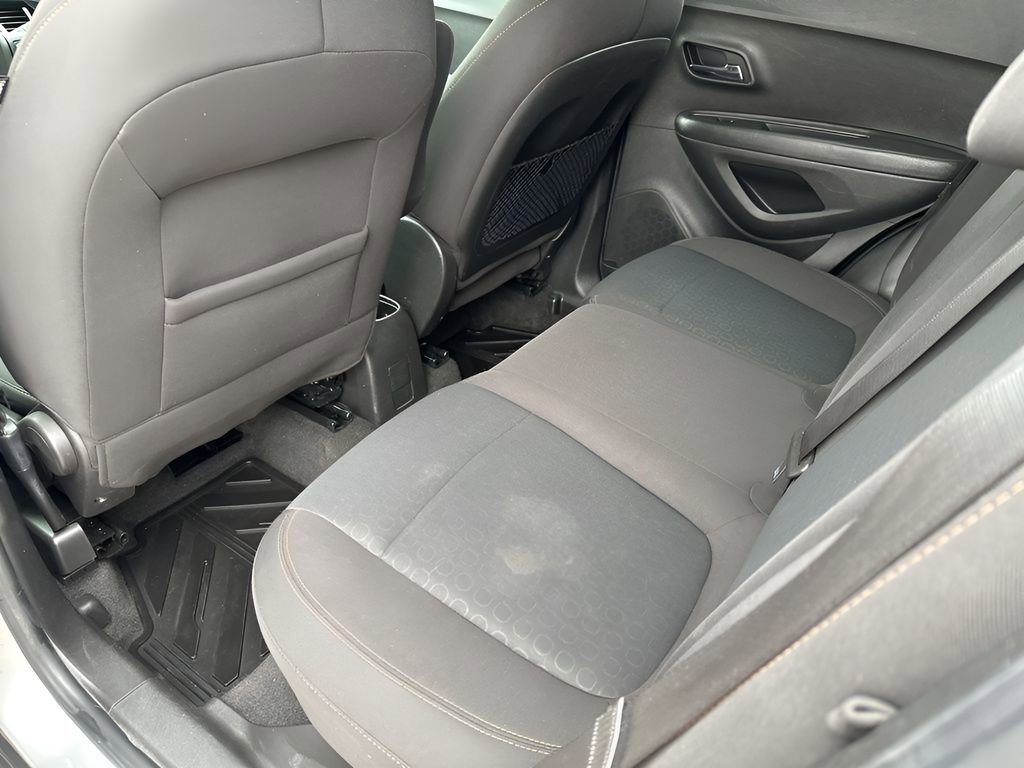 Certified 2020 Chevrolet Trax LS w/ Tint and Cruise Package image 20