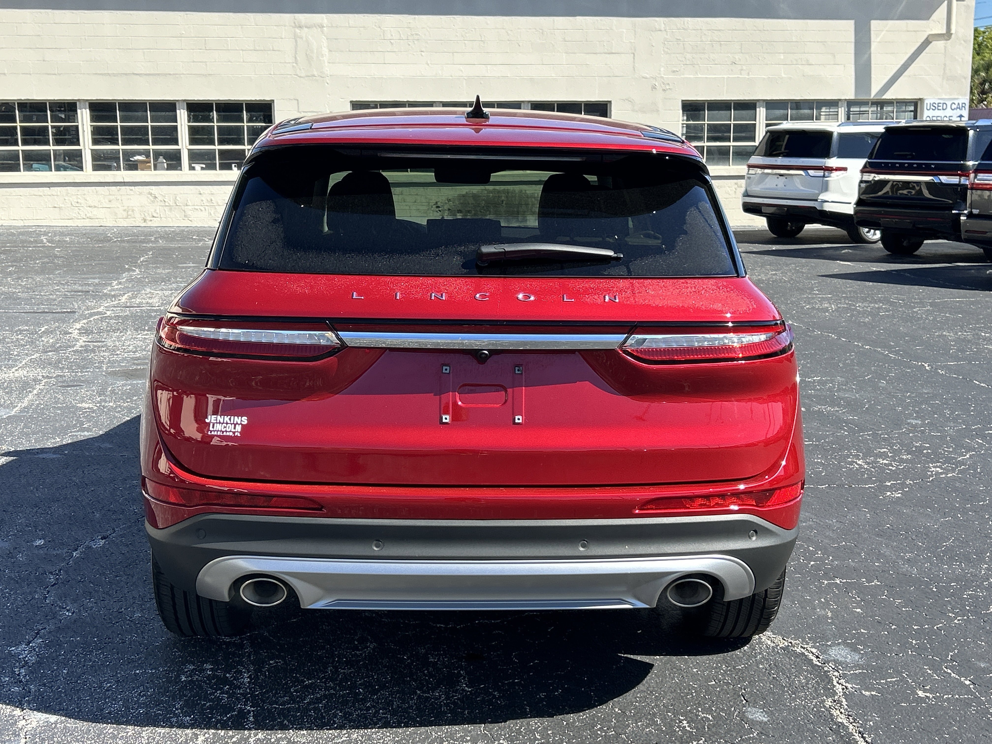 Used 2024 Lincoln Corsair Premiere w/ Equipment Group 101A image 4