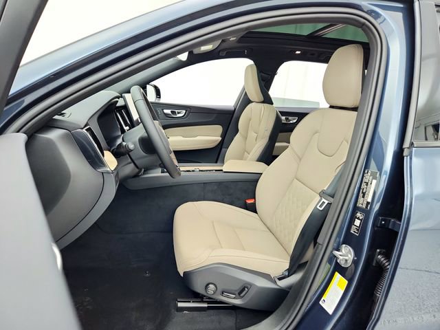 New 2026 Volvo XC60 B5 Plus w/ Protection Package Premier image 17