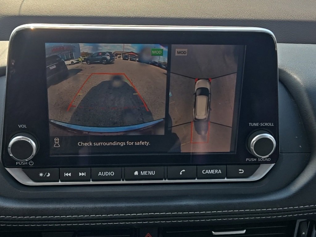 Used 2021 Nissan Rogue SV w/ Premium Package image 22