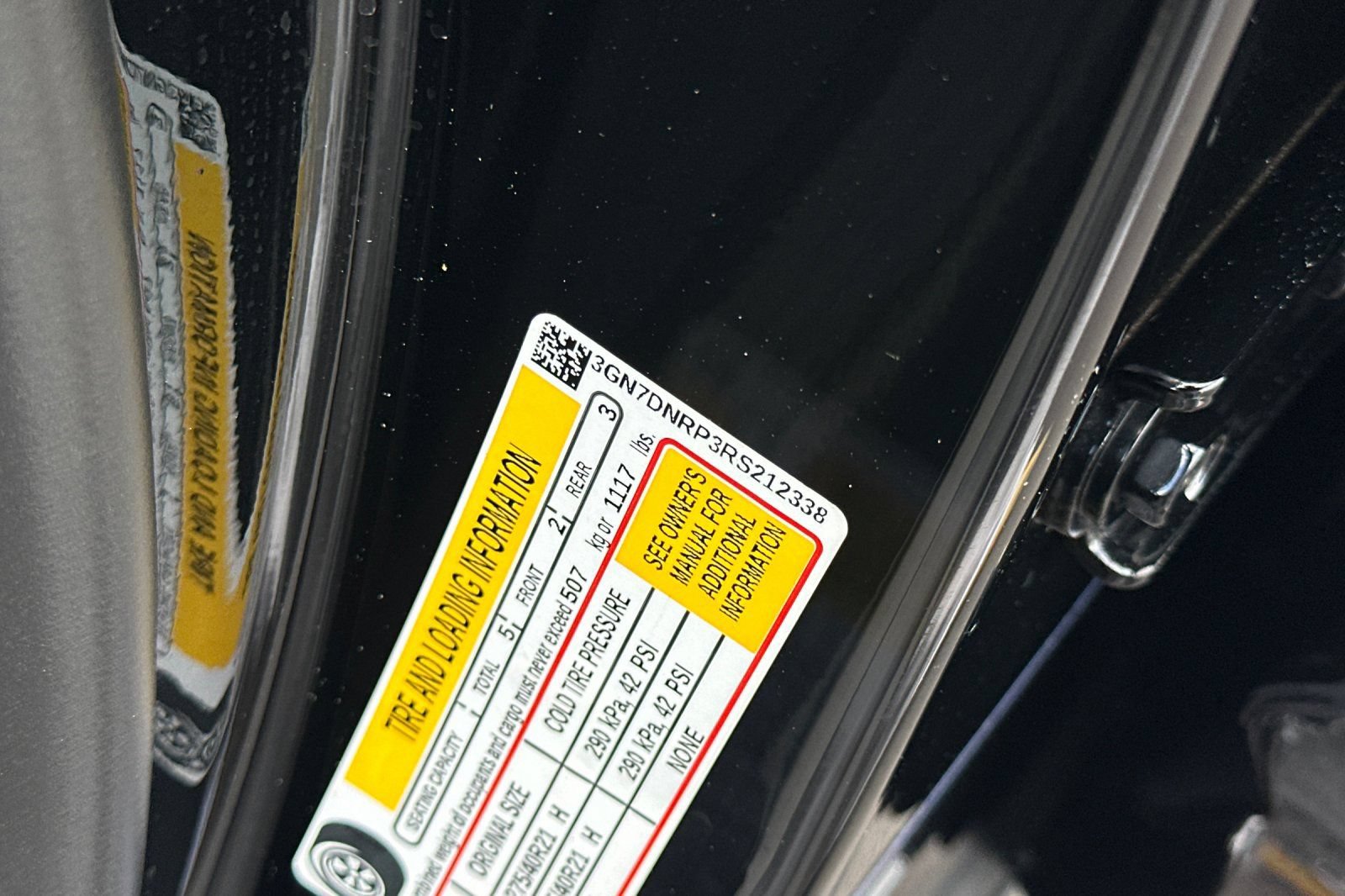 Used 2024 Chevrolet Equinox EV RS FWD image 39