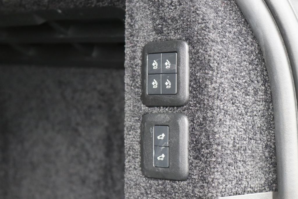 Used 2021 Land Rover Range Rover P525 Westminster Edition LWB image 29