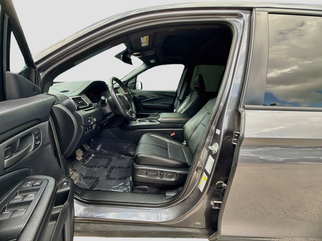 Used 2025 Honda Ridgeline TrailSport image 21