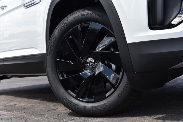 New 2026 Volkswagen Atlas Cross Sport SE AWD/4WD image 3