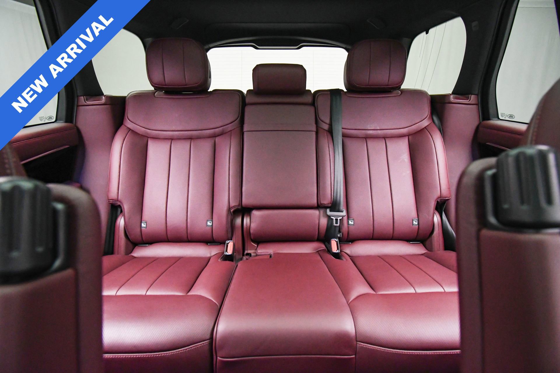 Used 2025 Land Rover Range Rover SE image 19