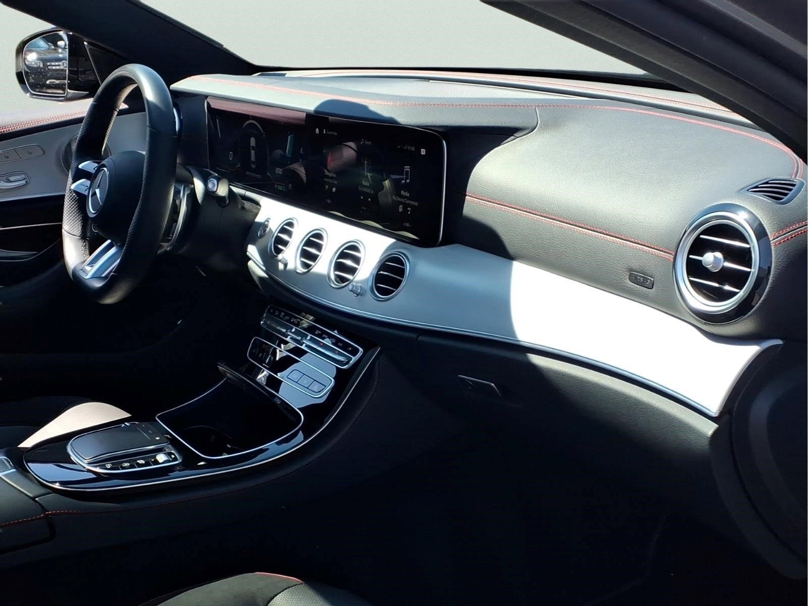 Used 2022 Mercedes-Benz E 53 AMG 4MATIC Sedan image 10