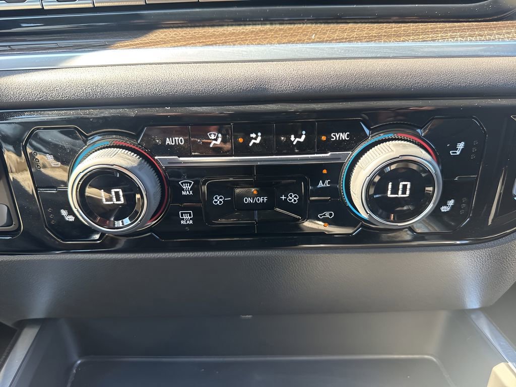 Used 2025 Chevrolet Silverado 1500 LT Trail Boss w/ Convenience Package II image 19