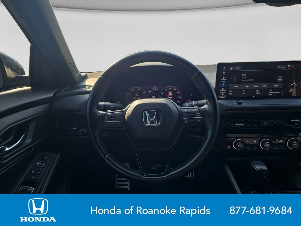 Used 2023 Honda Accord Sport image 13