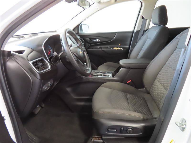 Used 2018 Chevrolet Equinox LT FWD image 15