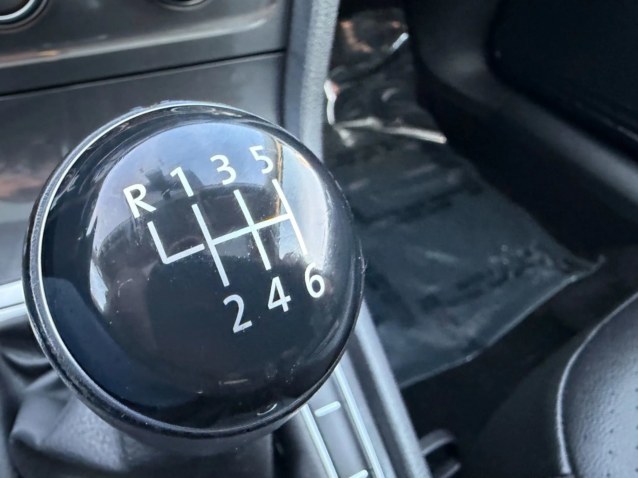 Used 2020 Volkswagen Golf 4-Door image 26