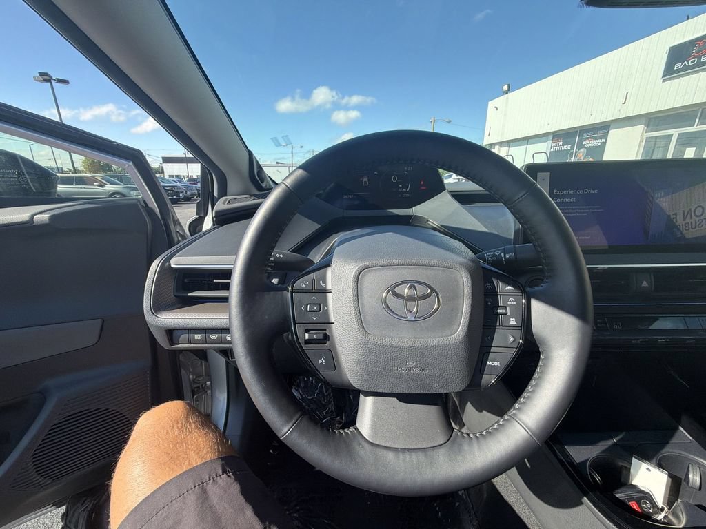 Used 2023 Toyota Prius Limited FWD image 14