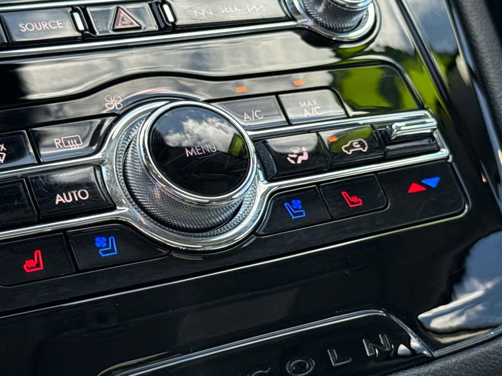 Certified 2021 Lincoln Corsair Reserve FWD image 29