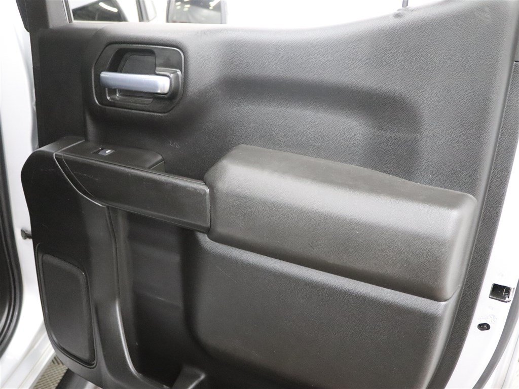 Used 2021 Chevrolet Silverado 1500 LT AWD/4WD image 24