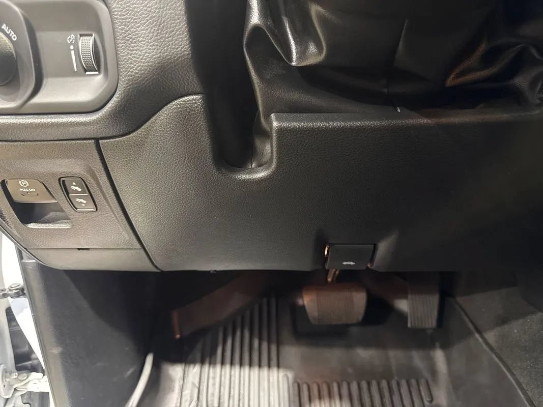 Used 2022 RAM 1500 Big Horn AWD/4WD image 98