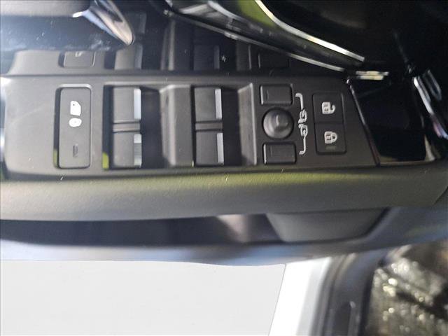 New 2026 Land Rover Range Rover Evoque S image 28