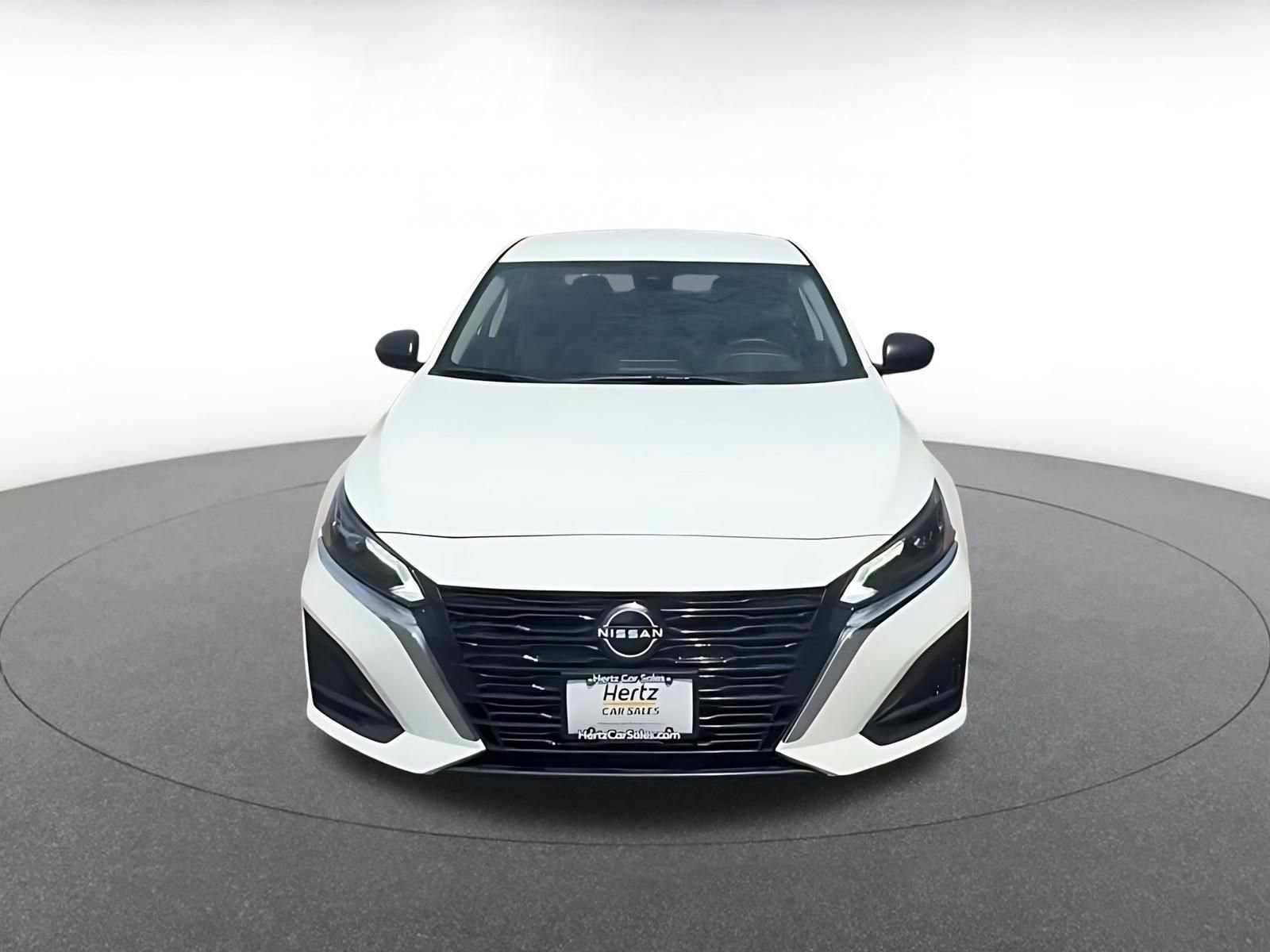 Used 2024 Nissan Altima 2.5 S image 4