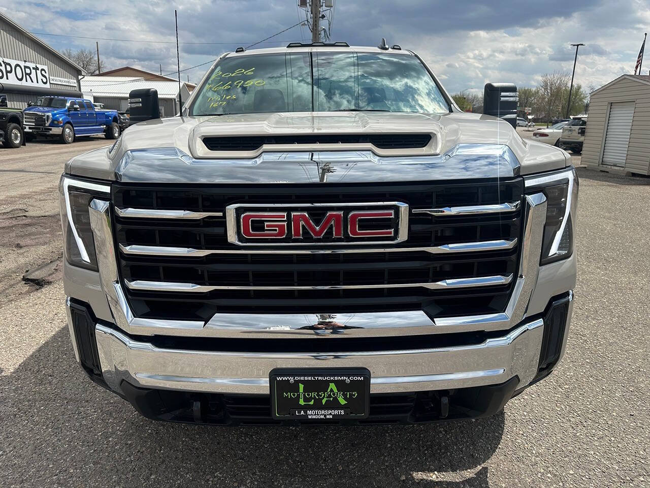Used 2026 GMC Sierra 3500 SLE w/ SLE Convenience Package AWD/4WD image 8