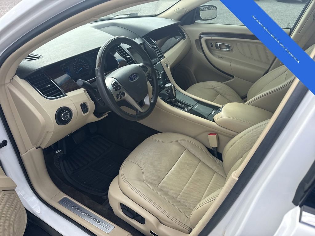 Used 2015 Ford Taurus Limited w/ Equipment Group 301A image 18
