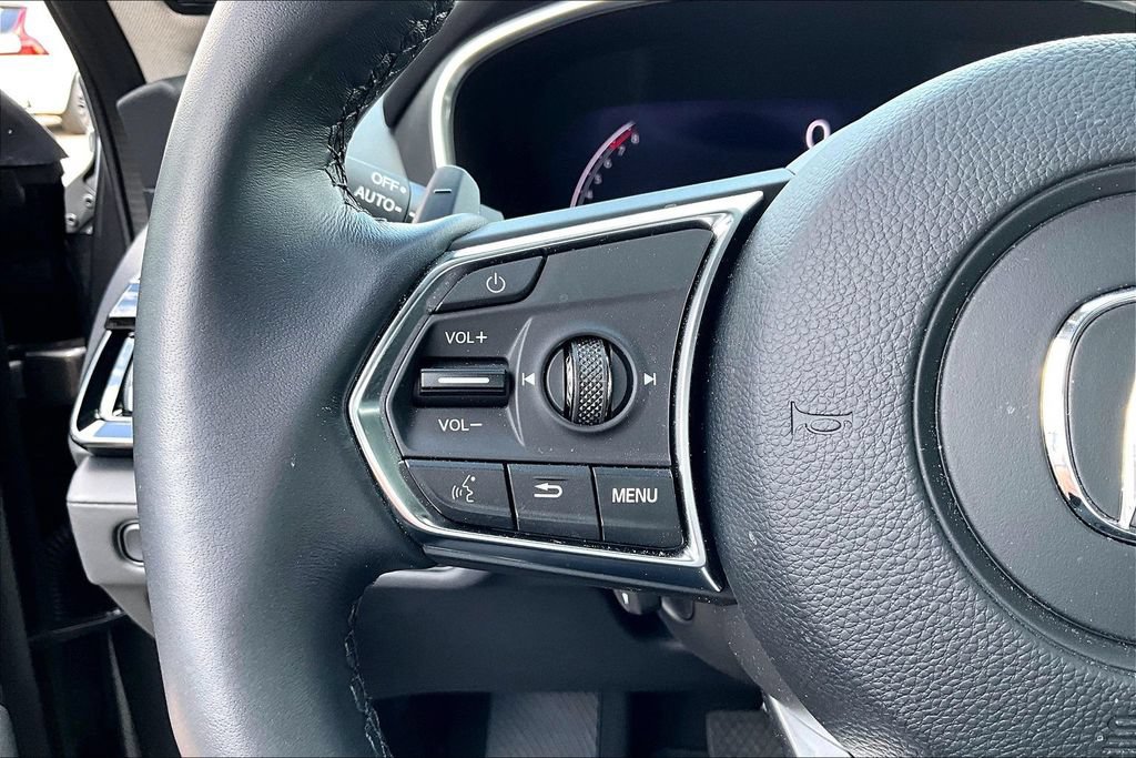 Certified 2026 Acura MDX w/ Technology Package FWD image 23