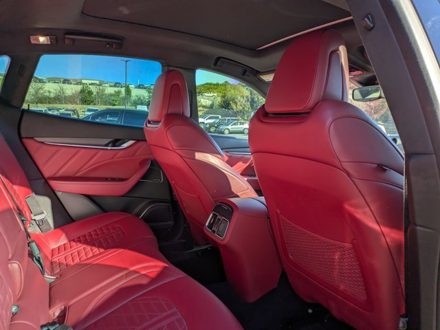 Used 2023 Maserati Levante Modena S image 24