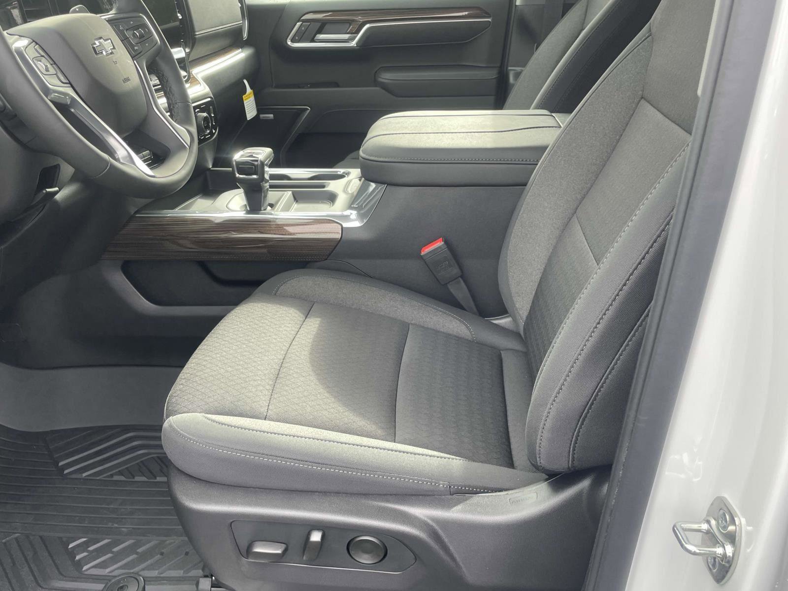New 2026 Chevrolet Silverado 1500 RST image 7