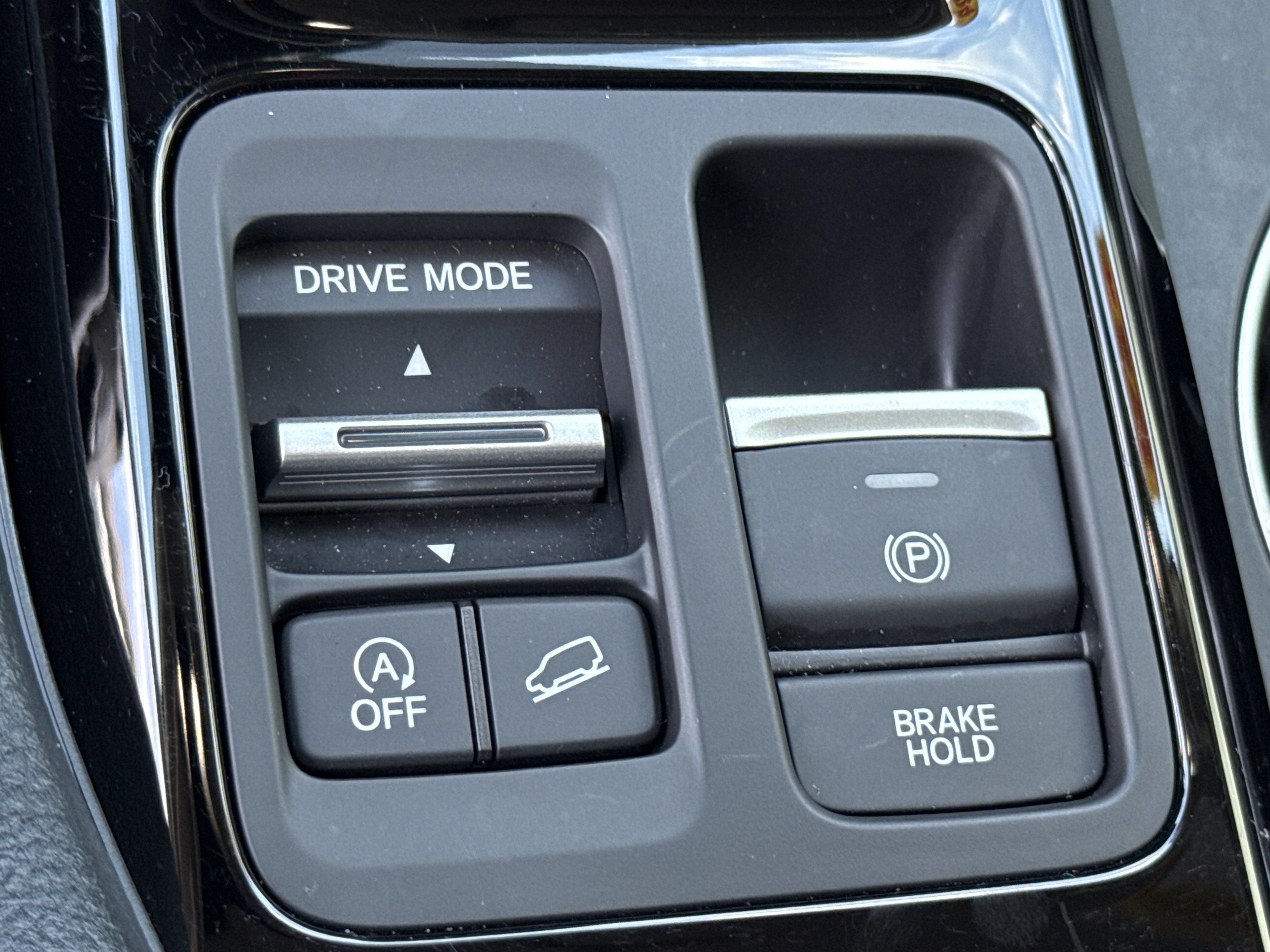 Certified 2024 Honda Pilot Touring image 34