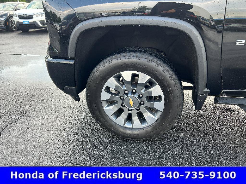 Used 2024 Chevrolet Silverado 2500 Custom w/ Custom Convenience Package AWD/4WD image 33