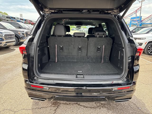 Used 2025 Buick Enclave Sport Touring AWD/4WD image 22