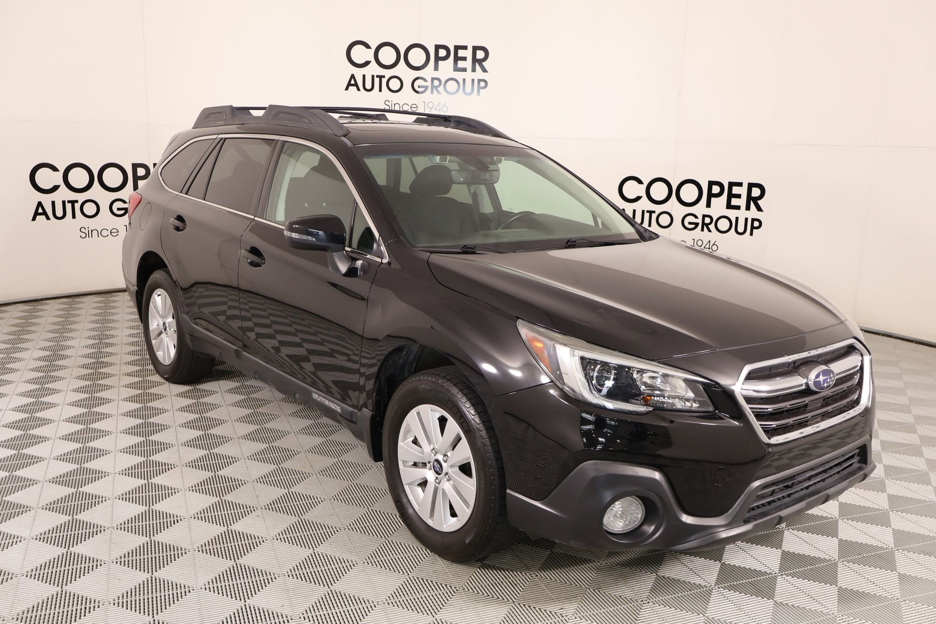 Used 2019 Subaru Outback 2.5i Premium w/ Popular Package #2 image 1