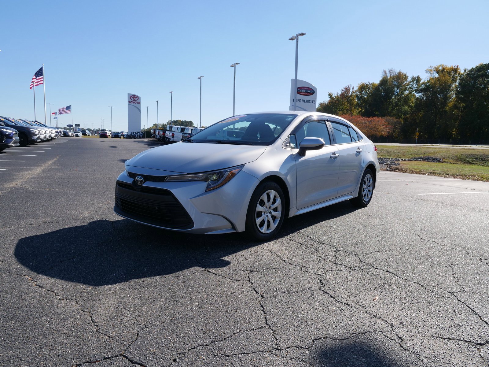 Used 2024 Toyota Corolla LE image 8