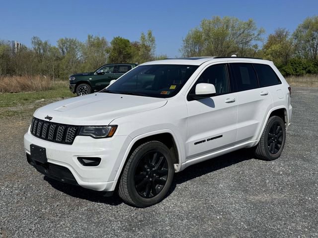 Used 2020 Jeep Grand Cherokee Altitude AWD/4WD image 6