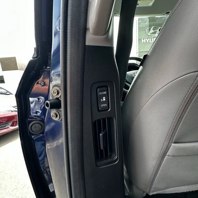 Used 2019 Honda Odyssey EX-L image 8