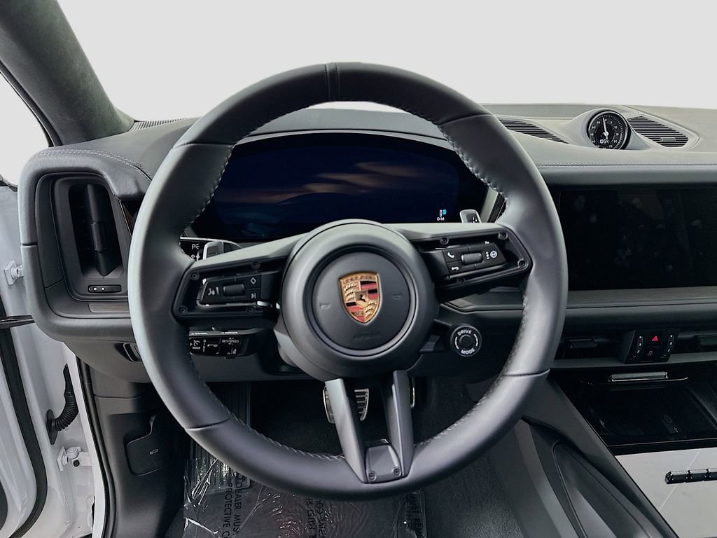 New 2026 Porsche Cayenne GTS image 12