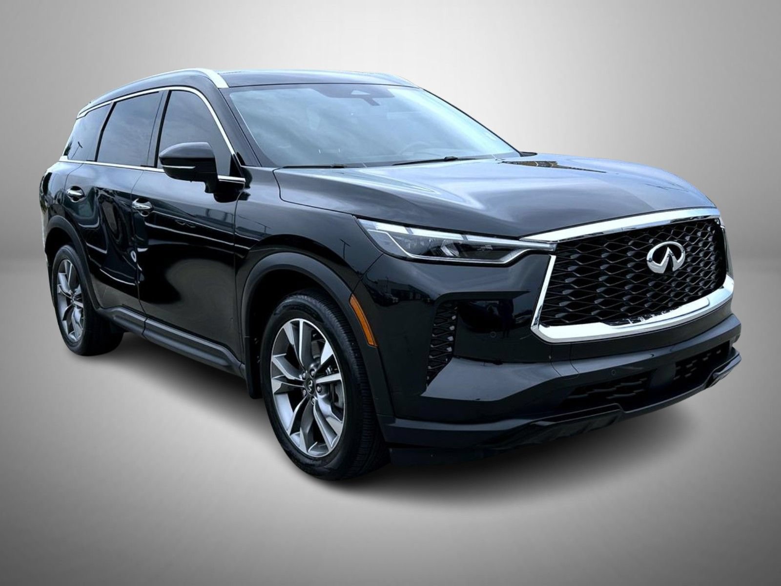 Certified 2023 INFINITI QX60 Luxe w/ Cargo Package AWD/4WD image 3