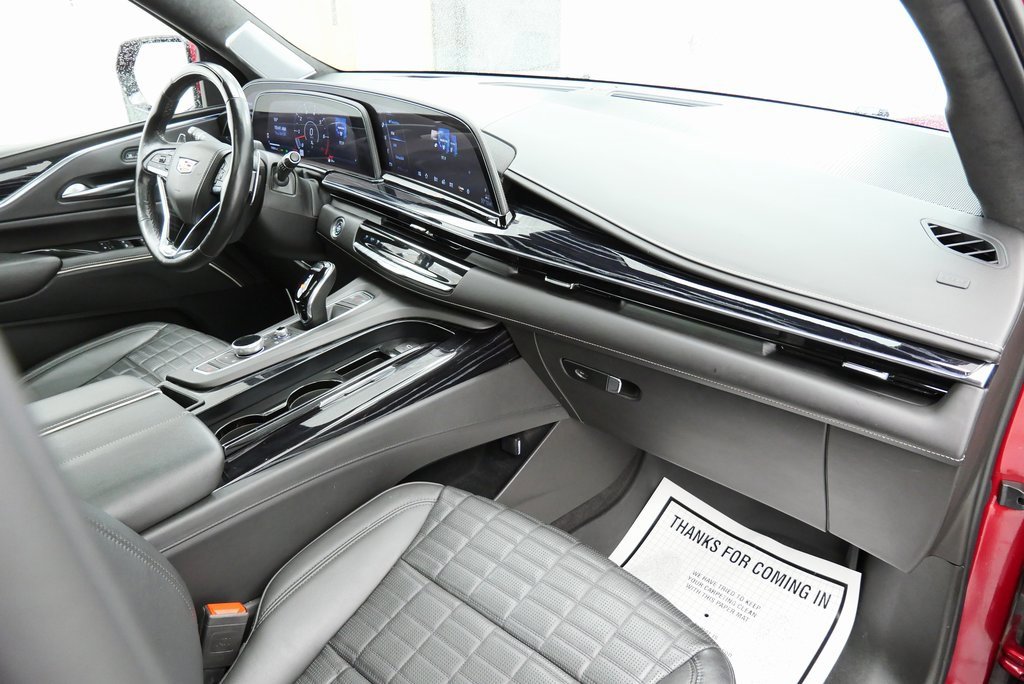 Used 2023 Cadillac Escalade ESV V image 17