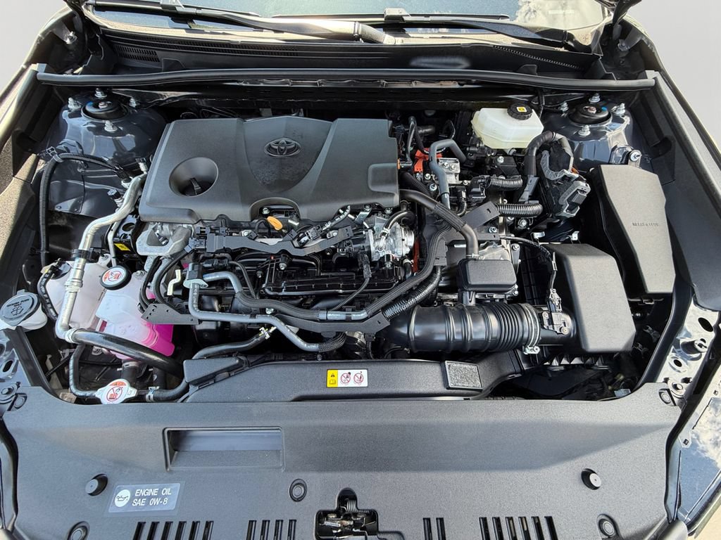 Used 2026 Toyota Camry SE FWD image 9